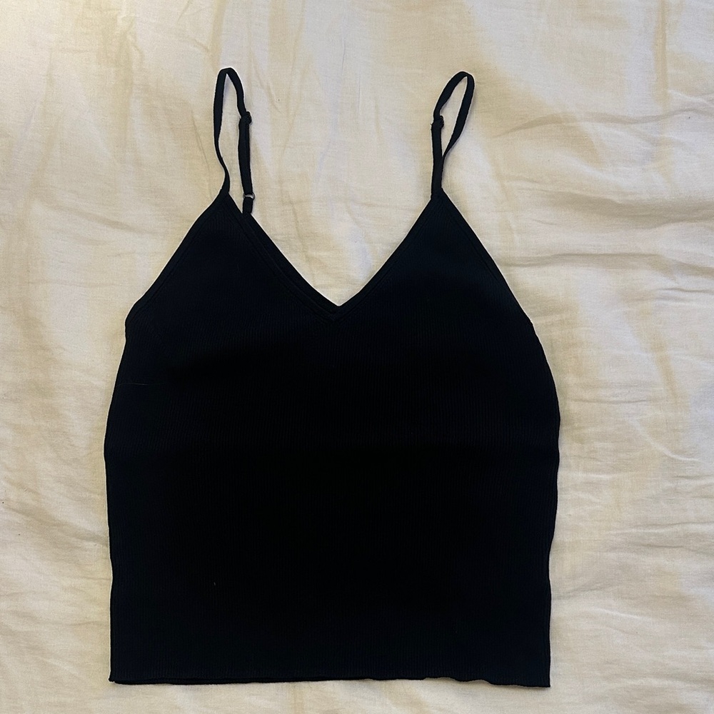 Babaton Black Ribbed V-Neck Camisole Top